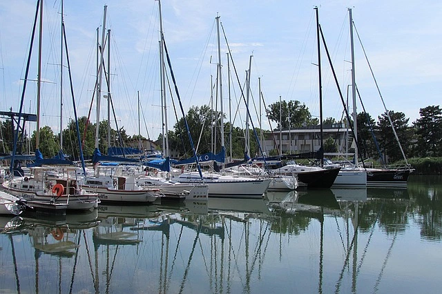 Benefits Of Recurring Boat Maintenance Provided By A Service Technician 